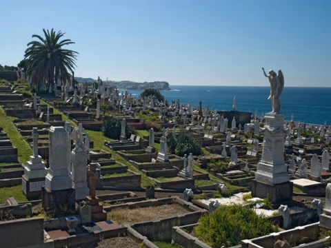 Waverley Cemetery - Hervey Bay Accommodation 0