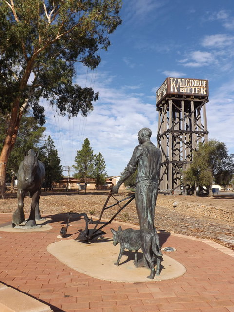 Merredin Railway Water Tower - Hervey Bay Accommodation 0