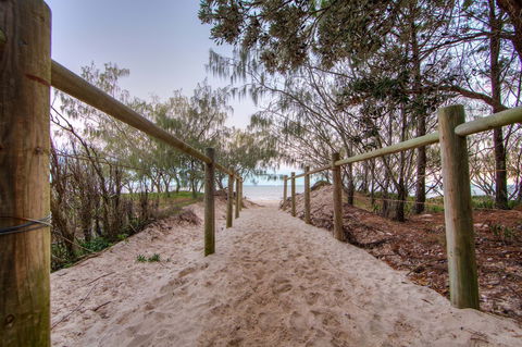 Red Beach - Hervey Bay Accommodation 1