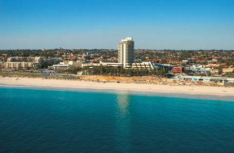 Scarborough Beach - Hervey Bay Accommodation 0