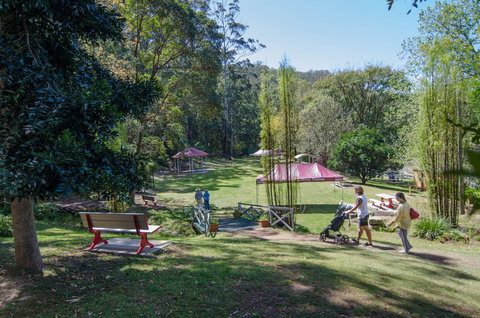 Spring Bluff Railway Station - Hervey Bay Accommodation 2
