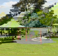 Warragul - Hervey Bay Accommodation