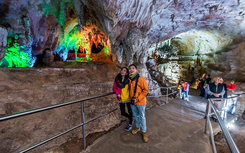 Jenolan Caves: Chifley Cave Tour - Hervey Bay Accommodation 5
