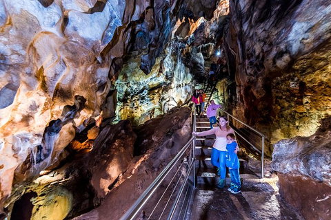 Jenolan Caves: Chifley Cave Tour - Hervey Bay Accommodation 2