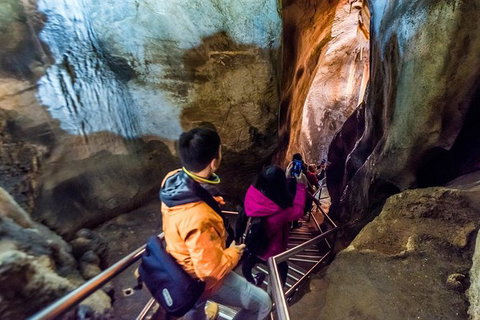 Jenolan Caves: Chifley Cave Tour - Hervey Bay Accommodation 1