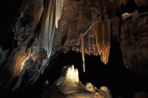 Jenolan Caves: Temple Of Baal Cave Tour - Hervey Bay Accommodation 0