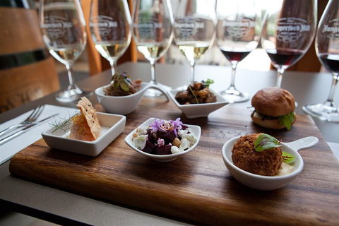 Hunter Valley Helicopter And Degustation Tour - Hervey Bay Accommodation 0