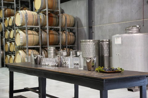 Keith Tulloch Wine: Winemaker\'s Table - Hervey Bay Accommodation 3