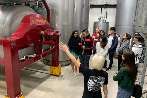 Hunter Valley Small Group Wine, Gin, Cheese & Chocolate Tour - Hervey Bay Accommodation 9