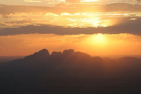 Helicopter Scenic: Extended Uluru & Kata Tjuta - Hervey Bay Accommodation 3