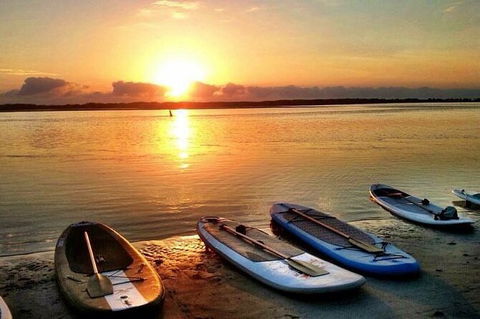 Early Morning Weekend Paddleboard Special - Tourism Hervey Bay 3
