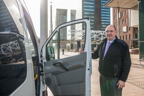 Cairns Airport (CNS) Arrival Transfer (CNS Airport To Cairns Hotels Or Address) - Hervey Bay Accommodation 7