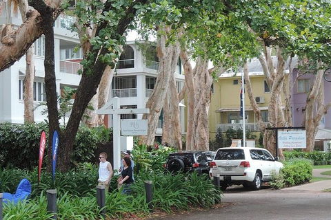Airport Transfer - Palm Cove, Kewarra Beach & Trinity Beach To Cairns Airport - Tourism Hervey Bay 6