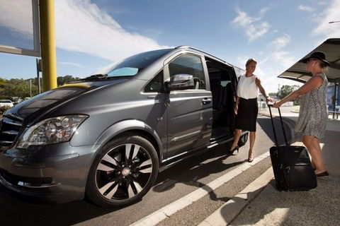 Sunshine Coast Airport Private Transfer - 11 Seat Minibus - Hervey Bay Accommodation 3