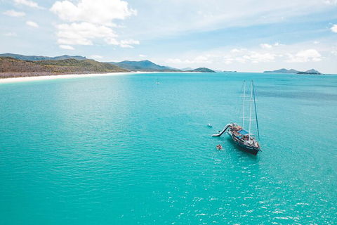 2 Night Whitsunday Islands Cruise On Atlantic Clipper From Airlie Beach - Hervey Bay Accommodation 0