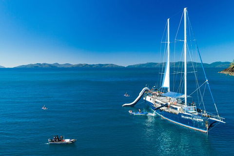 Day Sail The Whitsunday Islands On Atlantic Clipper From Airlie Beach - Hervey Bay Accommodation 0