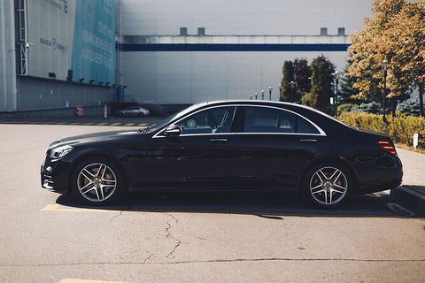Departure Private Transfers: Adelaide To Adelaide Airport ADL In Business Car - Tourism Hervey Bay 0