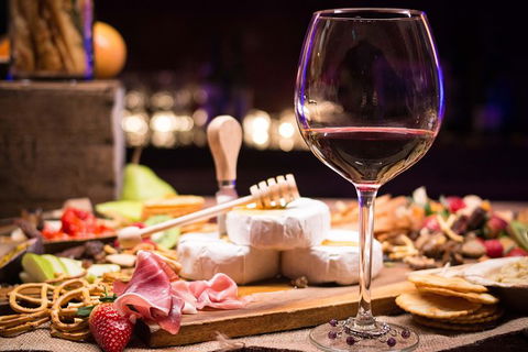 Full-Day Gourmet Wine Tour With Pick Up And Lunch - Hervey Bay Accommodation 0