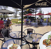 The Beach and Bush Gallery and Cafe - Hervey Bay Accommodation