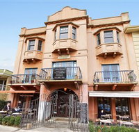 Dog's Bar Wine Bar Restaurant  Arts Hub - Hervey Bay Accommodation