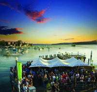 Manly Wharf Hotel - Hervey Bay Accommodation