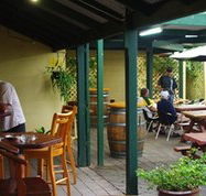 Bird In Hand Inn - Tourism Hervey Bay