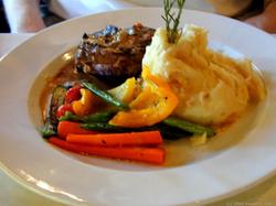 Albion Charles Hotel - Tourism Hervey Bay 1