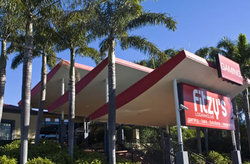 Fitzy's Hotel - Hervey Bay Accommodation 1