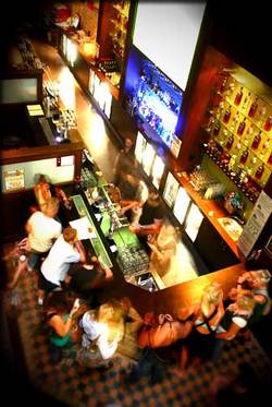 Madam De Biers Hotel Bar - Tourism Hervey Bay 2