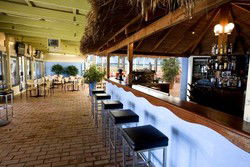 Kirra Beach Hotel - Hervey Bay Accommodation 2