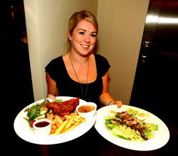 Madam De Biers Hotel Bar - Tourism Hervey Bay 3