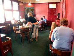 Mercantile Hotel - Hervey Bay Accommodation 3