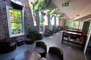 Madison Hotel Central - Hervey Bay Accommodation 2