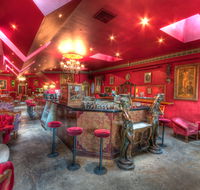 Polly Bar - Hervey Bay Accommodation