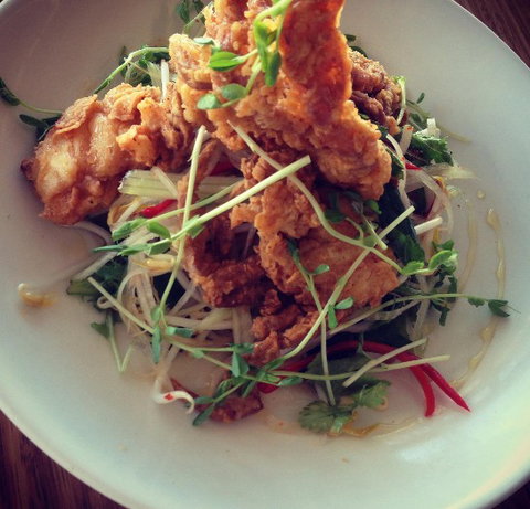 Manly Wharf Hotel - Tourism Hervey Bay 5