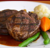 R. G. Mcgees Hotel Restaurant - Hervey Bay Accommodation