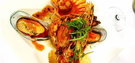 Lively Catch Seafood Restaurant - Hervey Bay Accommodation 0