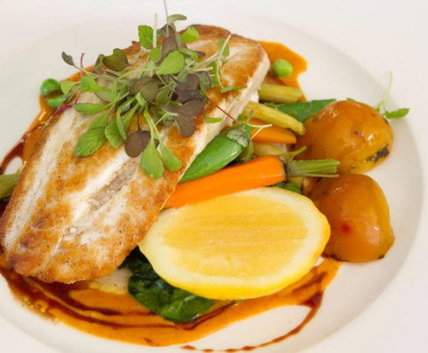 Season Restaurant - Tourism Hervey Bay 0