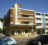 Arts Bar - Hervey Bay Accommodation