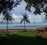 Darwin Ski Club - Hervey Bay Accommodation