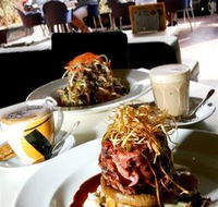 Creme Lounge - Tourism Hervey Bay