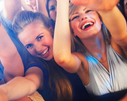 Fitzroy Hotel - Hervey Bay Accommodation 2