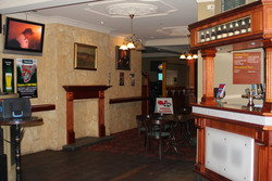 The Fox Ale House - Tourism Hervey Bay 3