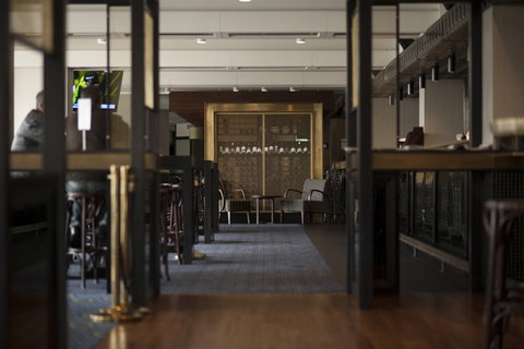 The Royal On The Waterfront - Tourism Hervey Bay 1