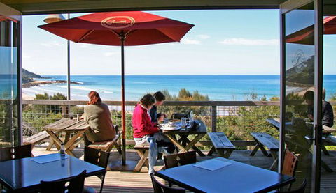 Wye Beach Hotel - Hervey Bay Accommodation 3