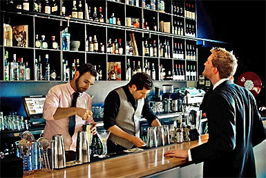 Plus 5 Bar And Restaurant - Tourism Hervey Bay 0