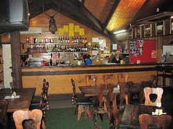 Buxton Hotel - Hervey Bay Accommodation 0