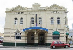 The London Hotel - Hervey Bay Accommodation 0