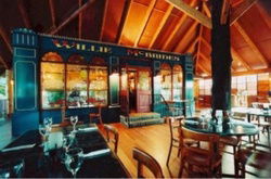 Willie McBrides Irish Bar - Hervey Bay Accommodation 1