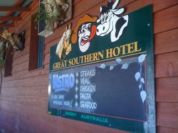Great Southern Hotel - Hervey Bay Accommodation 1